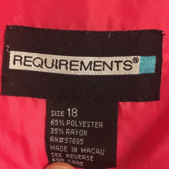 Ladies suit jacket - Picture 2 of 3